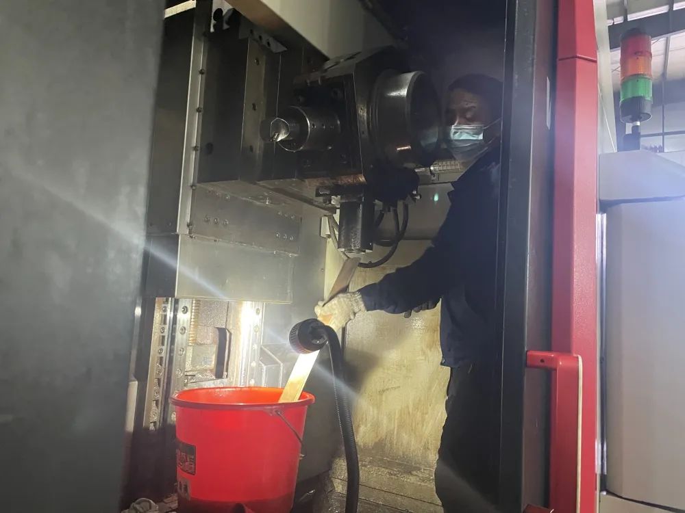 江蘇金鷹流體機械 | 工欲善其事，必先利其器。